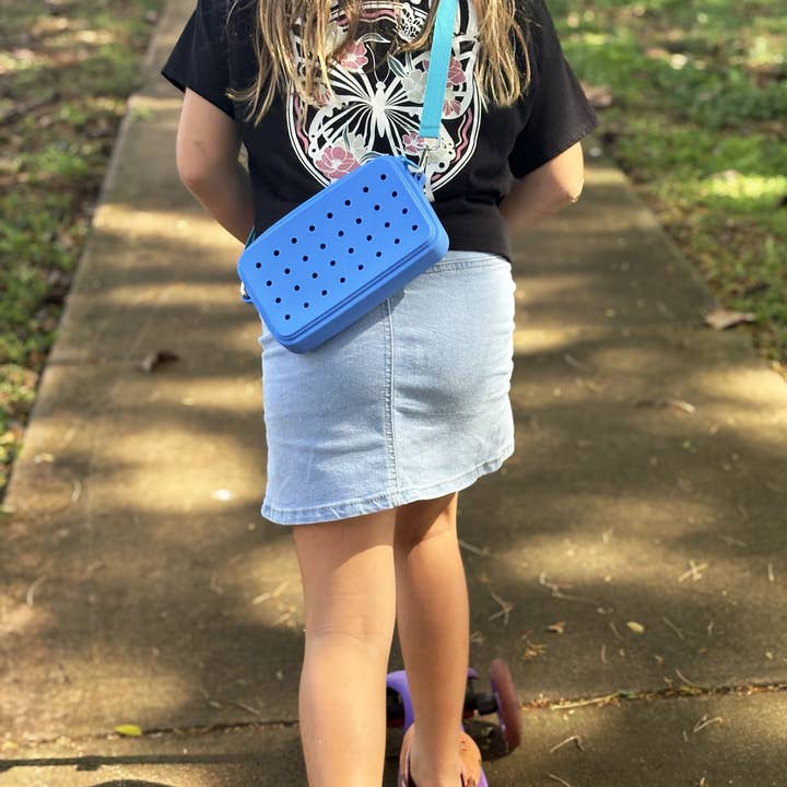 Left Right Design - Wholesale Crossbody Bag - Kids - MyCharm Purse -silicone, customizable, vibrant and versatile21