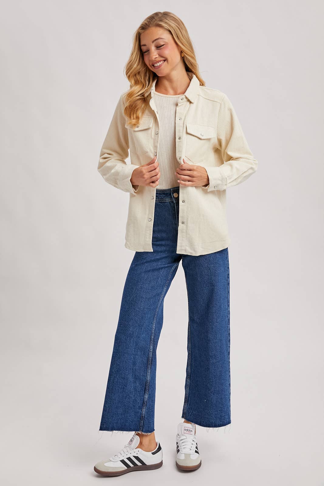 Bluivy – wholesale Shirt Jacket/Shacket - Women’s – CORDUROY BUTTON DOWN SHACKET WITH POCKETS17