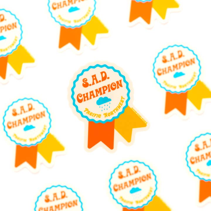 Wild Child Brand – Engroshandel Klistermærke – S.A.D. Champ Sticker | Retro PNW Sjov Sæsonbetinget Affektiv1