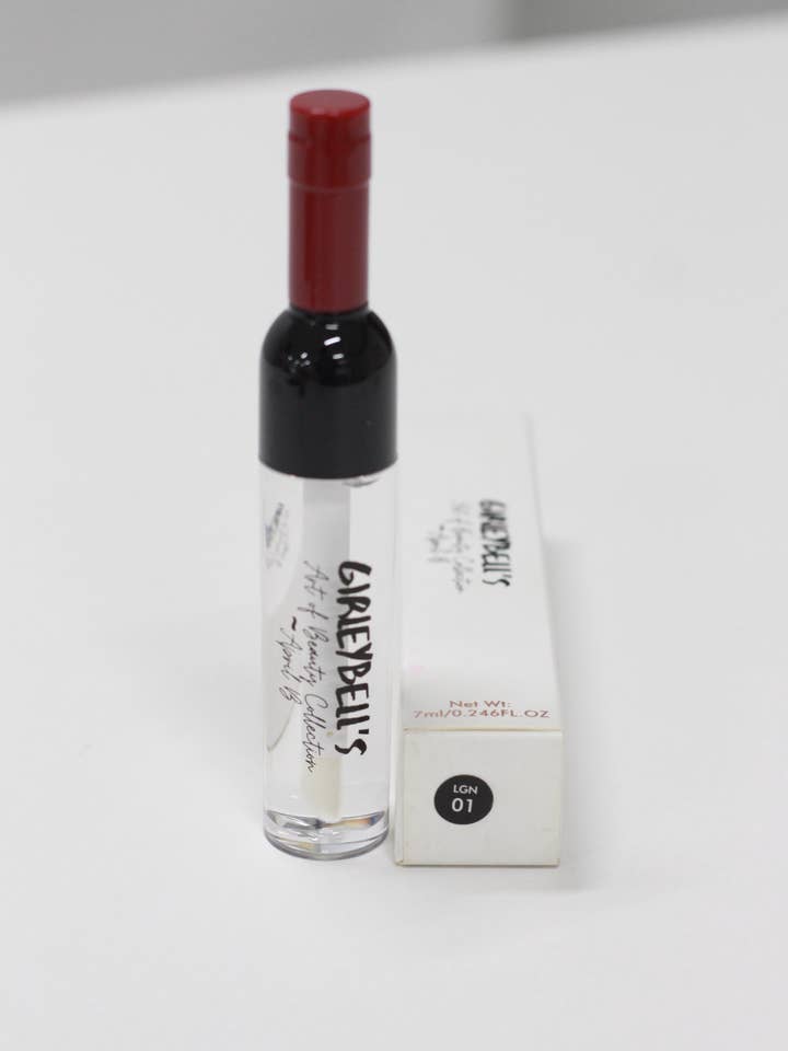 Lucidalabbra Girley Bell's Fine Wine per la vendita all'ingrosso da parte di Girley Bell's Art Of Beauty