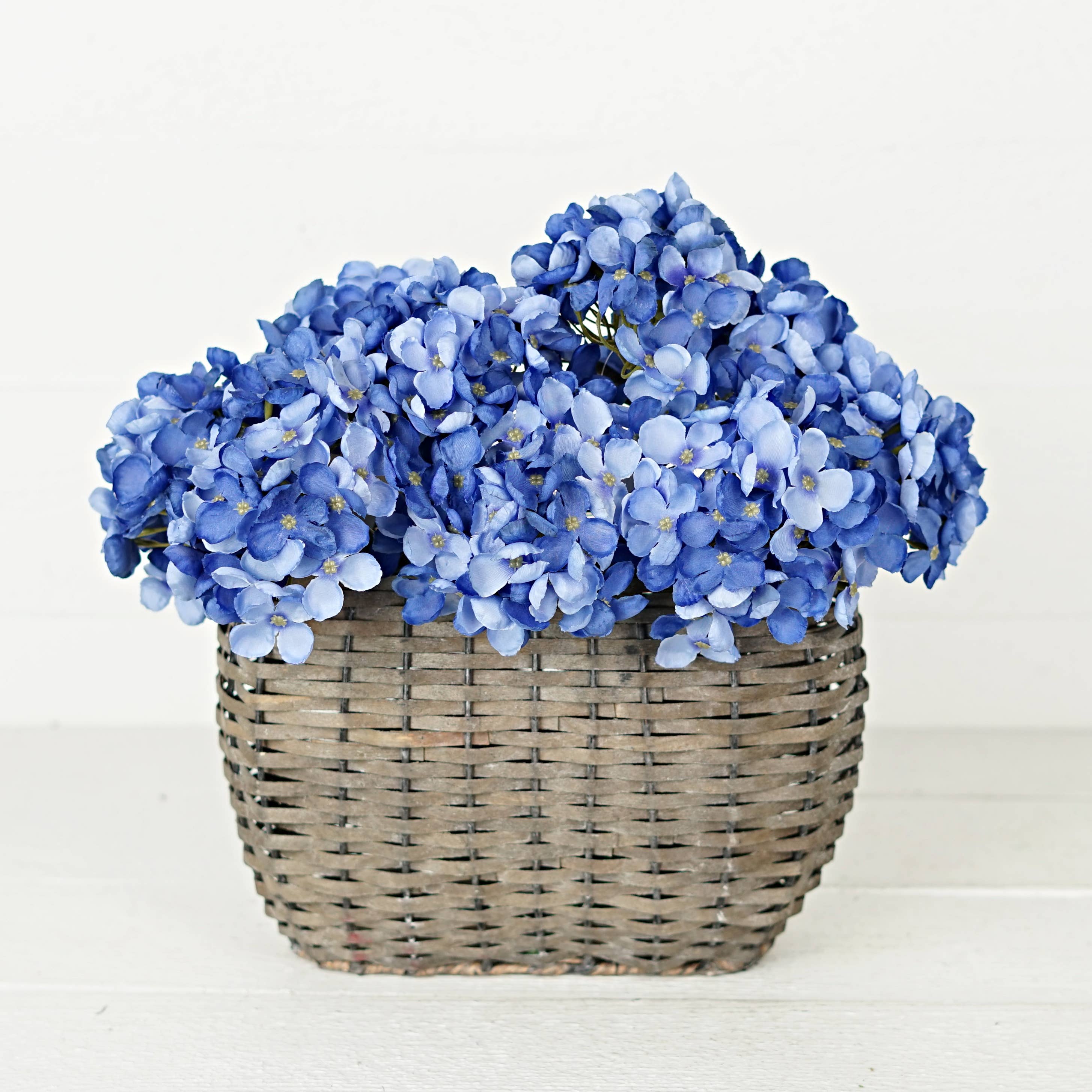 Holiday Depot Inc. - Wholesale Artificial Flowers - 35330- 13inLx5inD English Hydrangea Stem-Blue7