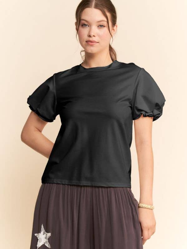 TOP A MANICHE CORTE A SBUFFO CON SCOLLO ROTONDO per la vendita all'ingrosso da parte di Davi & Dani