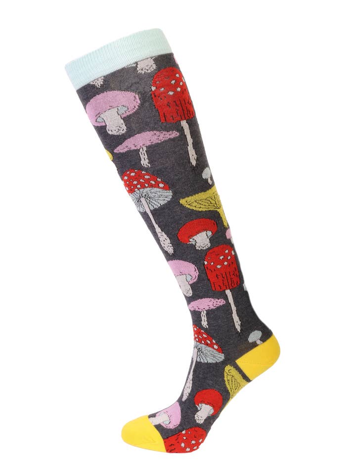 Sokisahtel I BestSockDrawer - Wholesale Socks - Women's - WOODSTOCK mysterious mushroom knee-highs