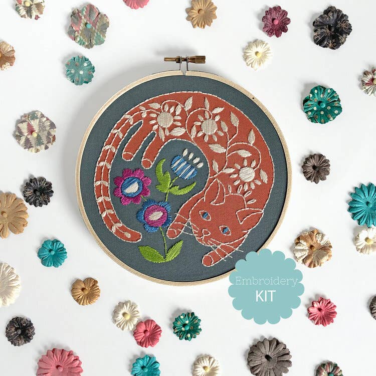 Rikrack - Wholesale Embroidery/Cross Stitch Supplies - Garden Cat Embroidery Kit1