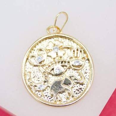 Eléphant porte-bonheur rempli d'or 18 carats Hamsa main cœur quatre mauvais œil avec pierres CZ pour la vente par MIA Jewelry
