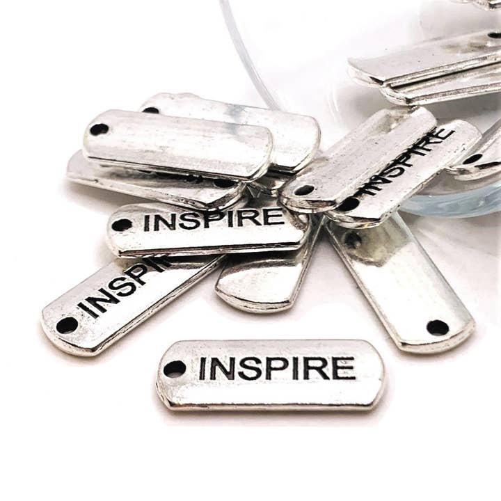 Pendentifs Barre de Motif Inspire en Argent, 8x21mm pour la vente par Guerrilla Charm