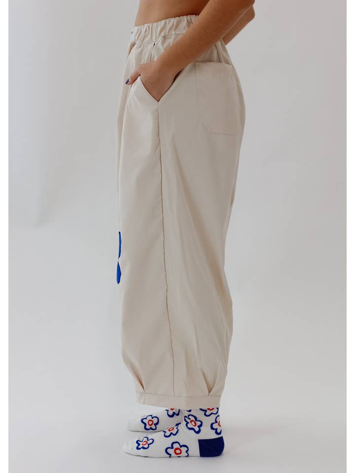 Mary Lo - Wholesale Pants - Women's - Flower Power Pants2