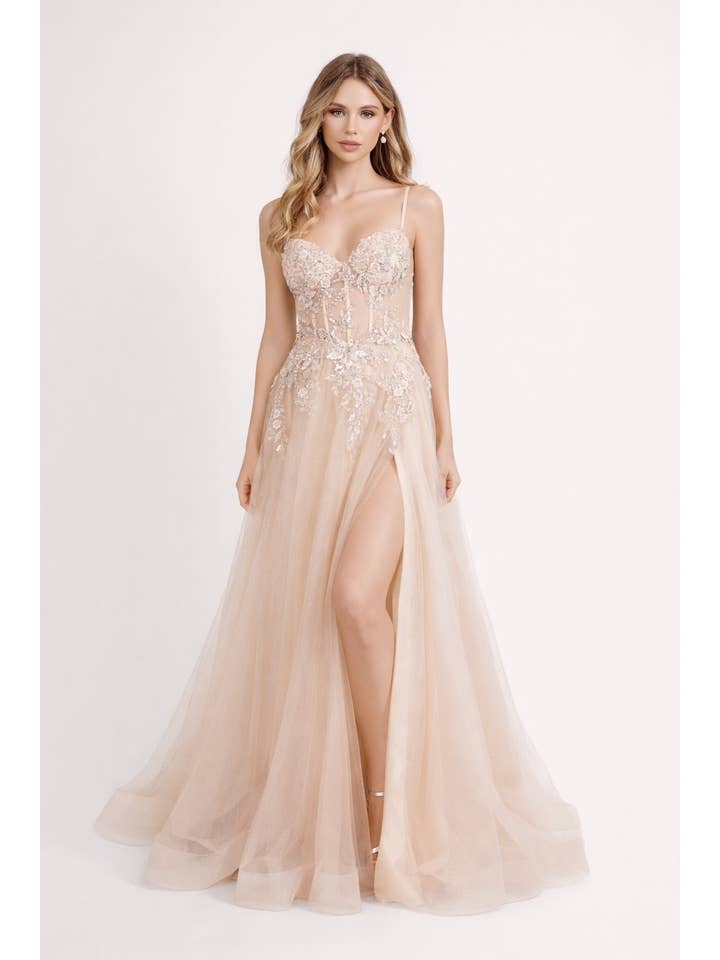 ROBE LONGUE DE BAL DÉCOLLETÉ CŒUR pour la vente par FashionShowcase