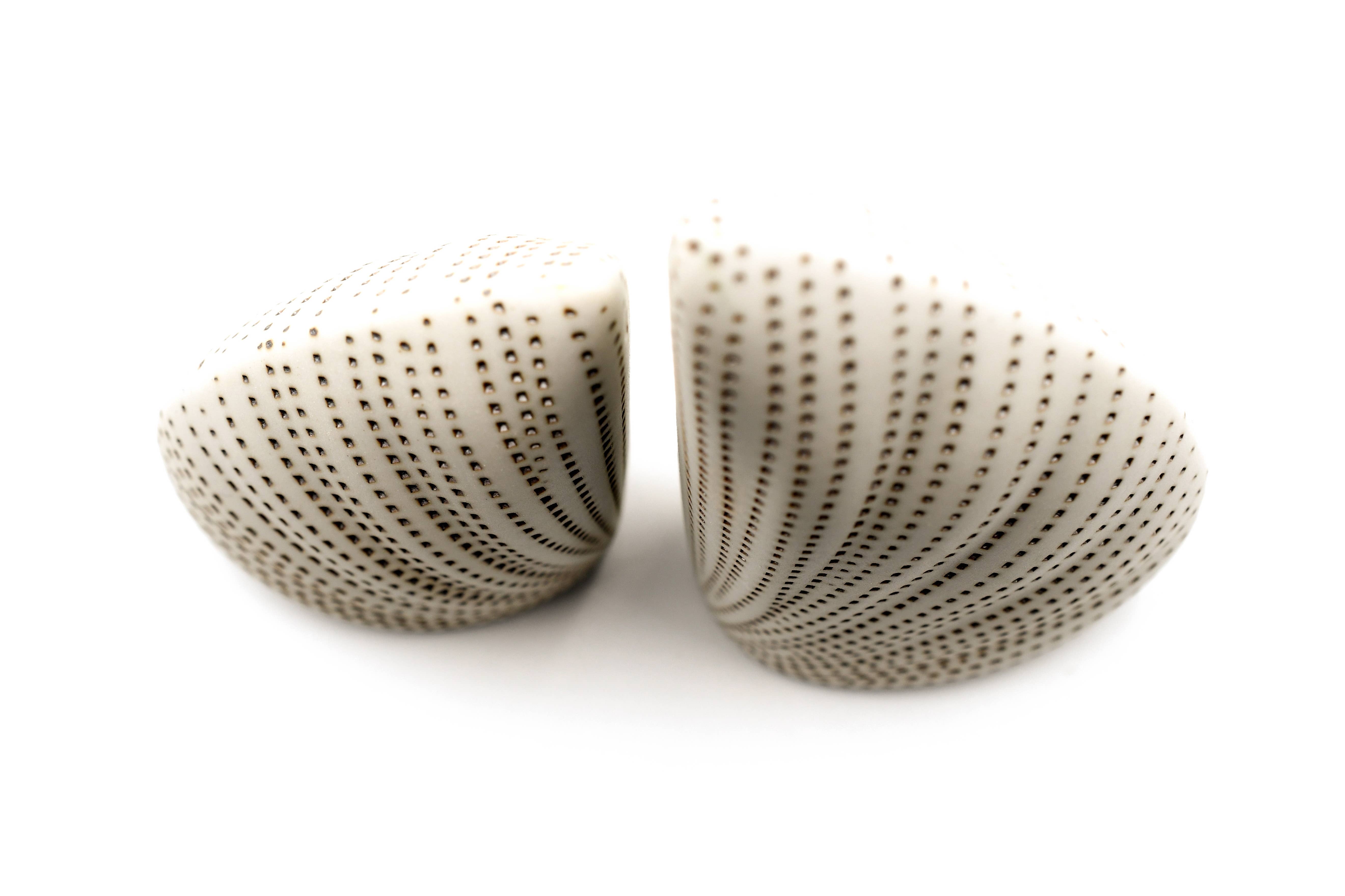 Art Floral Trading LLC - Venta al por mayor Juegos de salero y pimentero - Juego de Salero y Pimentero de Porcelana Hecho a Mano SP056W23 ADA5