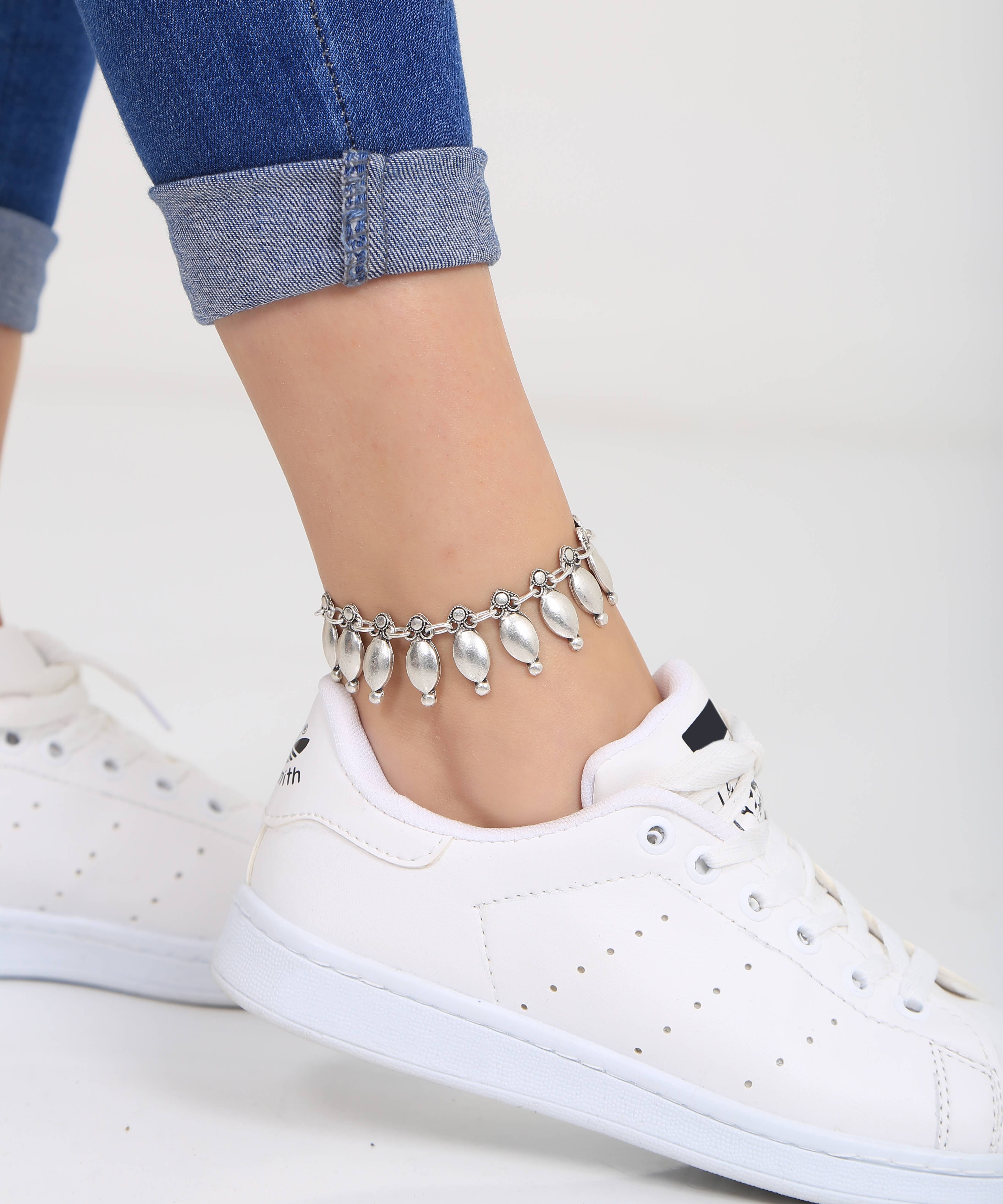 AVENS – Großhandel Fußkettchen – Handgefertigtes, versilbertes Fußkettchen im Boho-Design3