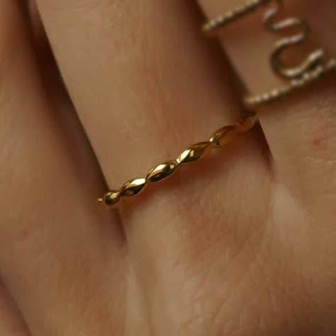 Bijoux 7bis - Vente Anneau/bague à empiler - Bague Acier Fine Perle Ovale Intemporel Rentrée