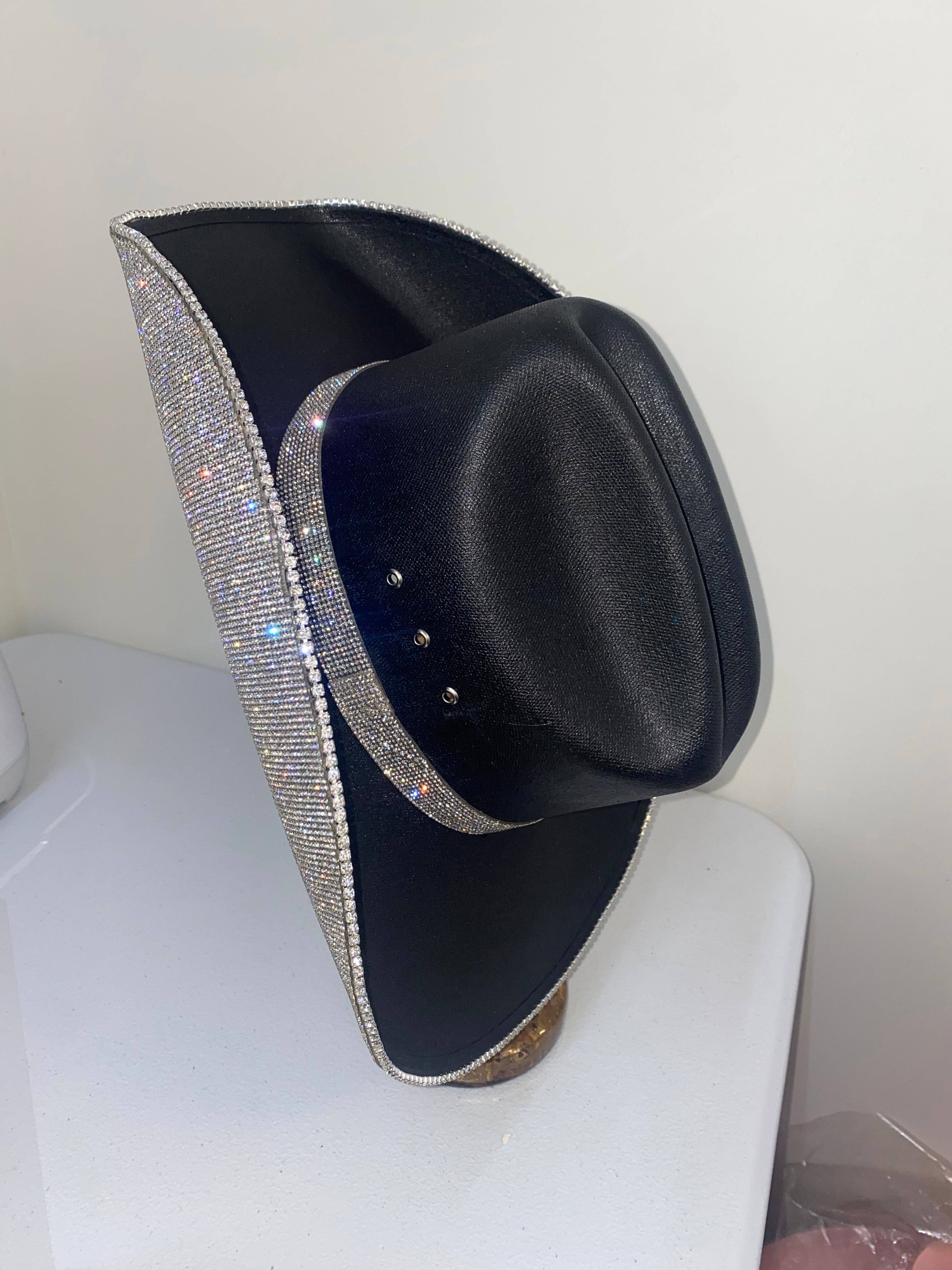 Rhinestone Cowgirl - Vente Chapeau de cowboy – femme - Chapeau noir et cristal de forme carrée3