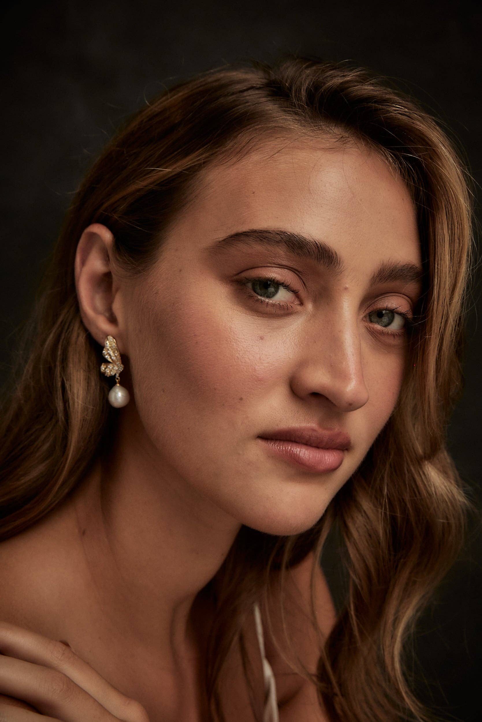 Dove Grey Accessories - Wholesale Dangle Earrings - Aurelia Winged Pearl Earrings2