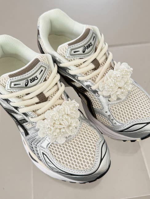 Zenna Clip | Beads Embroidered Lace Flower Shoe Charm for wholesale by MOND HAUS