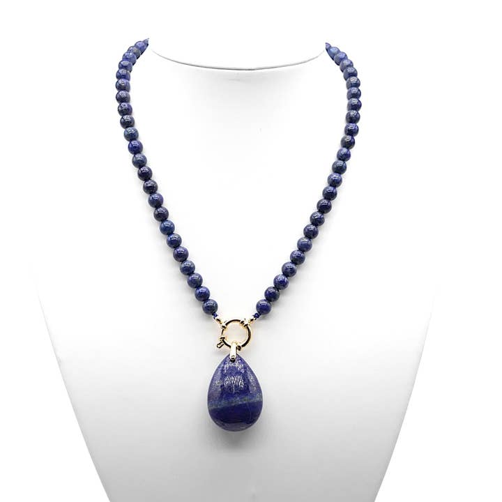 Ball necklace in Lapis A with gold-plated steel buoy clasp and pendant for wholesale by Foliesbijoux