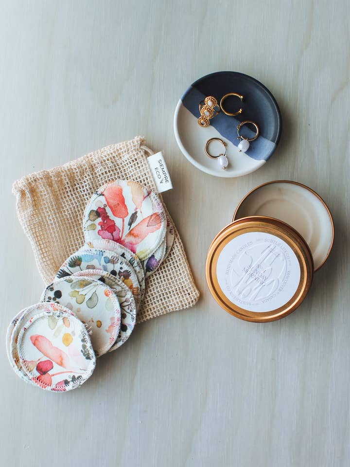Reusable Cotton Rounds - Bloom for wholesale by Siempre Eco