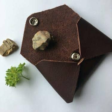 Wild Things Leather Goods - Wholesale Ketting met gebedskralen - Volnerf Rozenkrans Tasje / Munttasje / Schat Tasje7