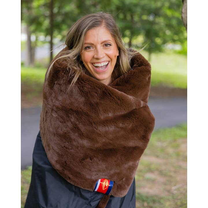 Pretty Rugged - Wholesale Throw Blanket - Waterproof Windproof Outdoor Blanket | Pretty Rugged35