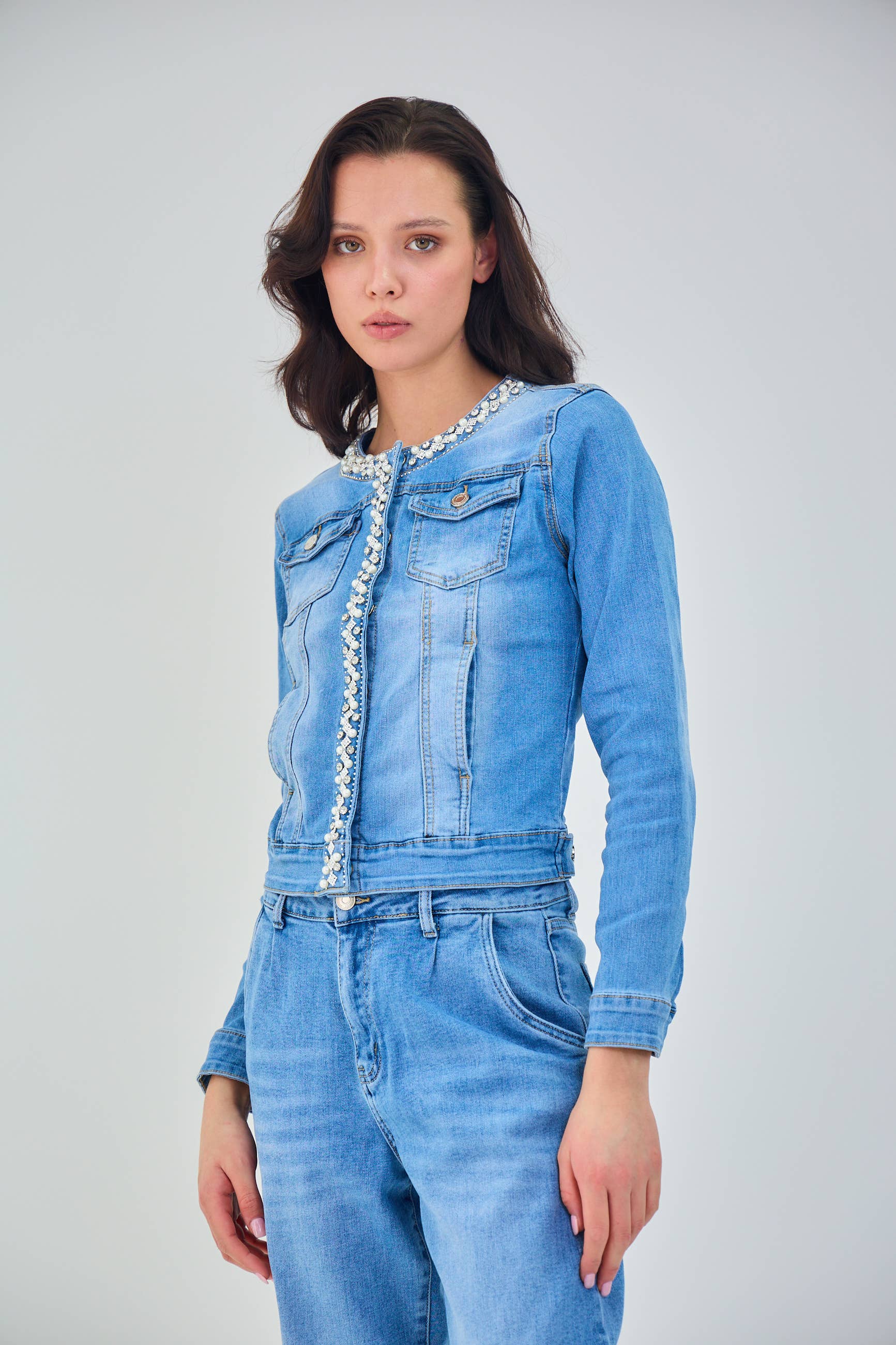 ANA & LUCY - Wholesale Denim Jacket - Women's - WOMEN'S JEANS JACKET - “Charlène” (Pearl and Strass)1