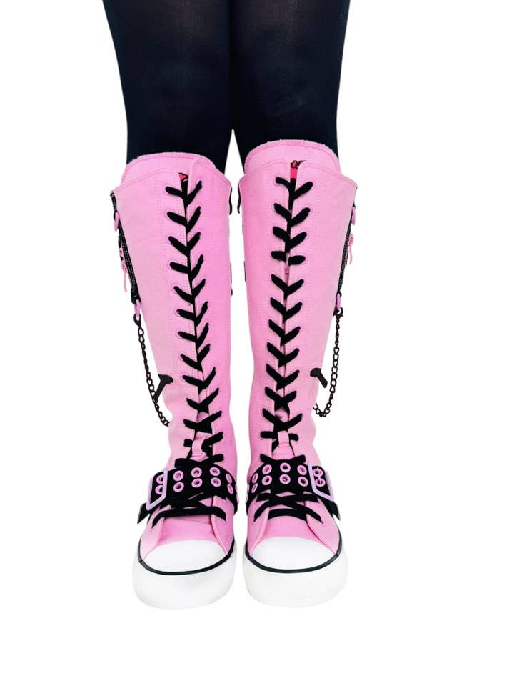 YRU Shoes - Wholesale Lifestyle Sneakers - Women's - RAWR XD DRACULAURA - PINK/BLACK3