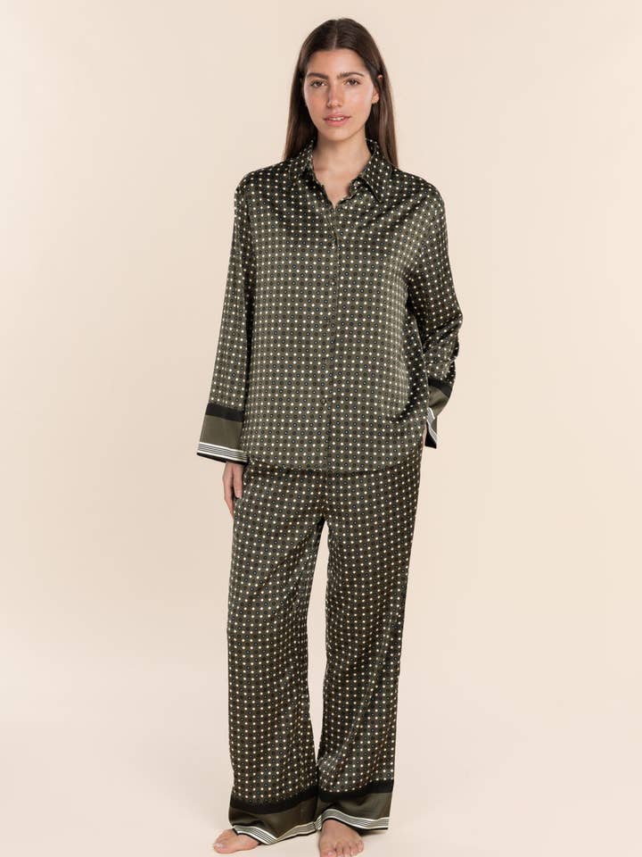 Set Pigiama in Raso Setoso Stampato Scarlett per la vendita all'ingrosso da parte di Gingerlilly