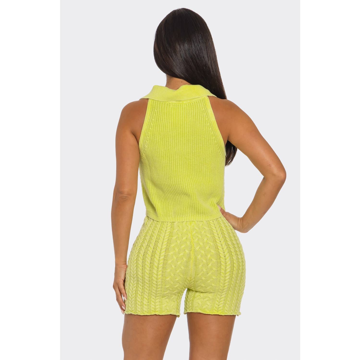 HiteJeans – Großhandel Set aus Oberteil und Shorts (NICHT Loungewear) – Damen – GROBSTRICK ÄRMELLOSES OBERTEIL MIT SHORTS-SET5