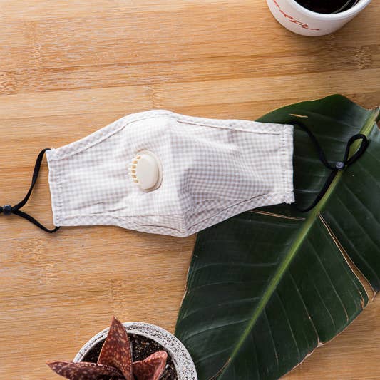 Leto Accessories - Wholesale Protective Face Mask/Shield - Checkered Mask With Colored Filter1