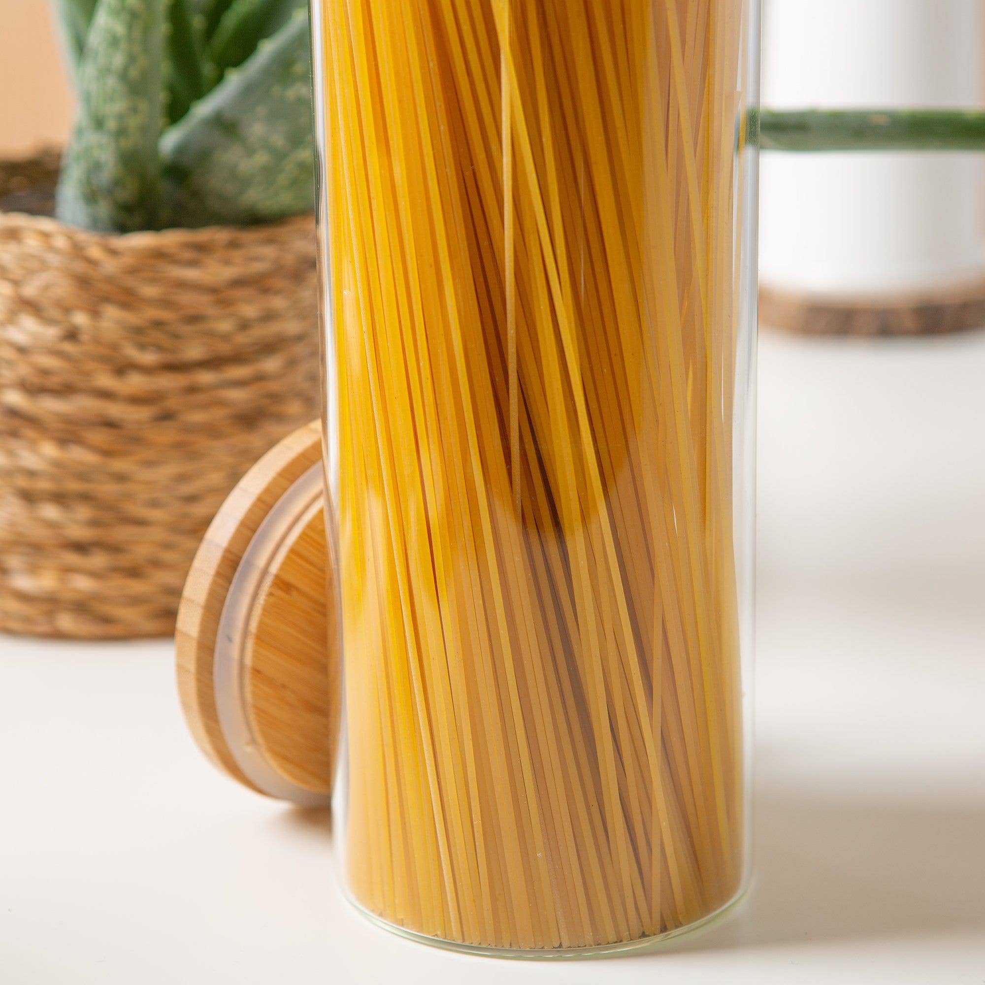 Rinkit Ltd - Wholesale Jar - Scandi Glass Storage Jar with Wooden Lid - 2 Litre2