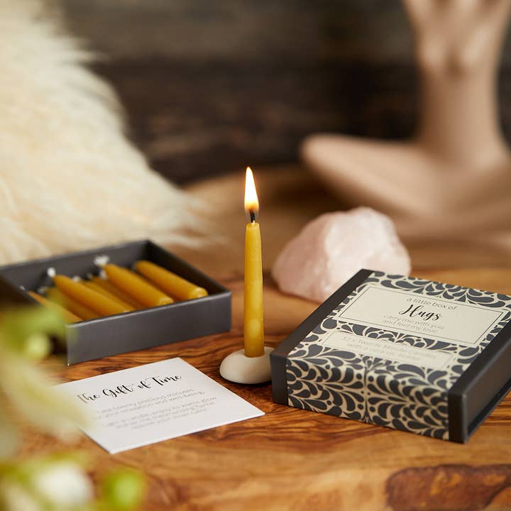 Cotton & Grey - Wholesale Tapered candle/candlestick - A little box of Hugs (Vintage)1