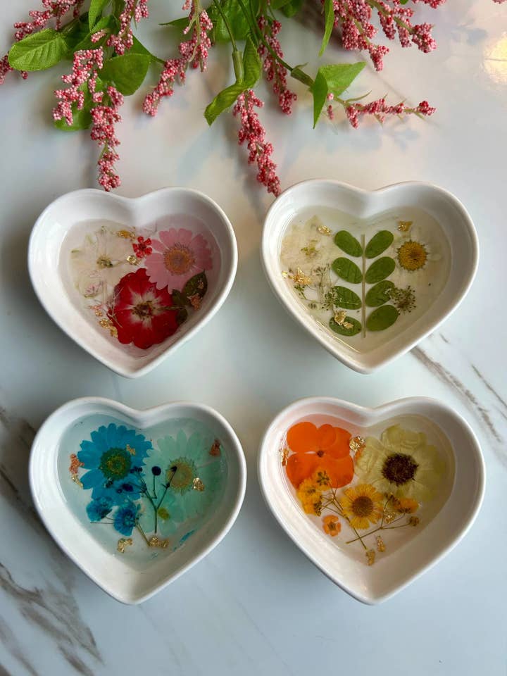 Pressed Flower Heart Ceramic Trinket for wholesale by Jen Lashua | Home Decor & Gifts