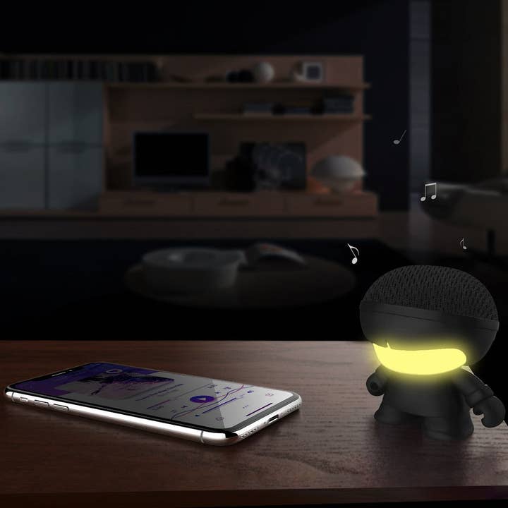 Xoopar Europe – wholesale Speakers – Eco-friendly Mini Xoopar Boy Speaker 📻8