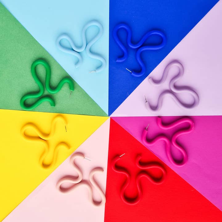 Mono - Wholesale Hoop Earrings - polymer clay squiggle earrings in 8 different colors. 2