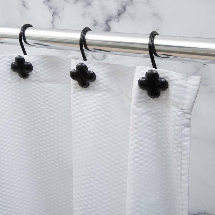 TRAVERSE DOUCHEGORDIJNHAAK S/12 ZWART voor wholesale door Moda at Home Enterprises, Ltd