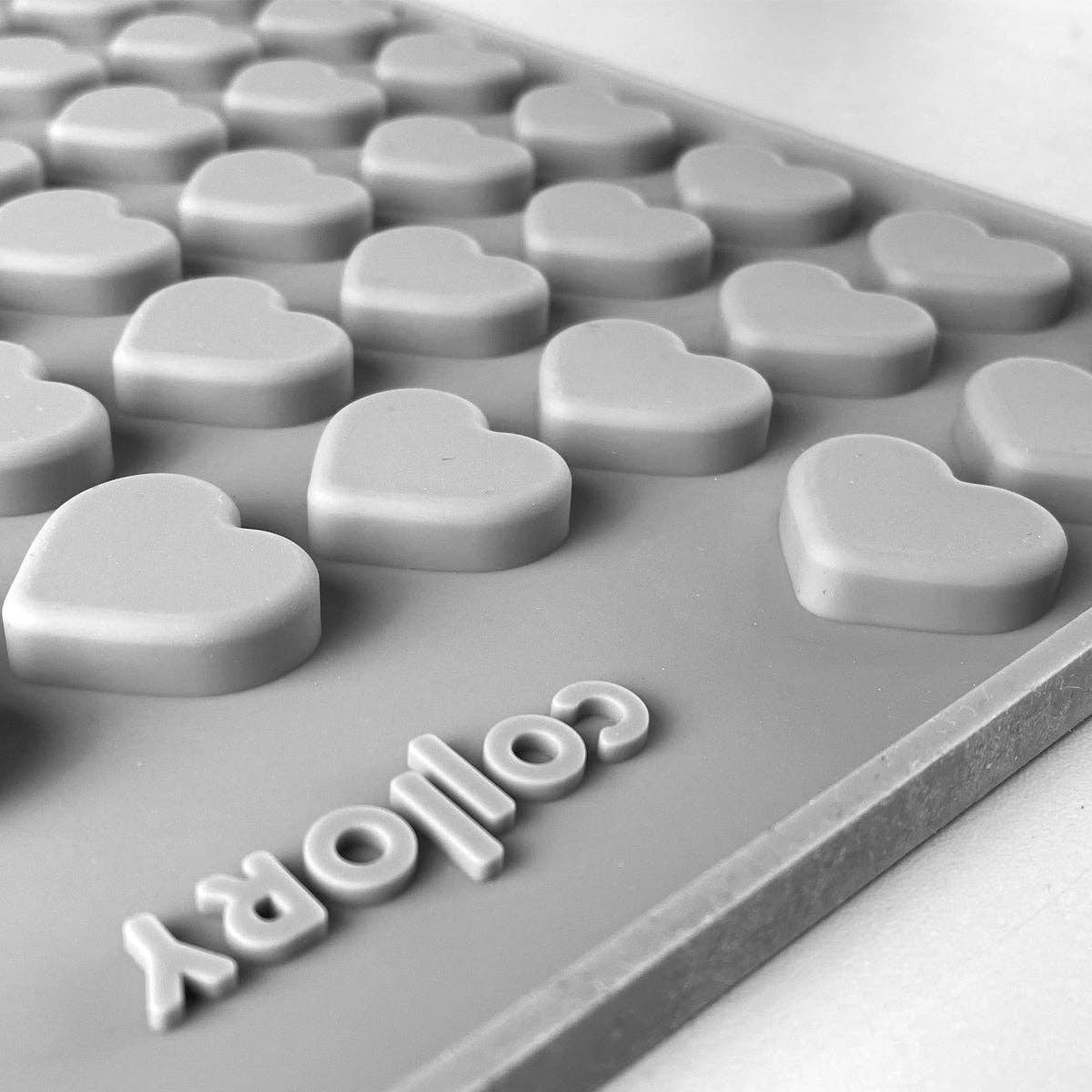 Collory – snacks e guloseimas - Cão por atacado – Tapetes de silicone para assar em formato de coração (mini e médio)36