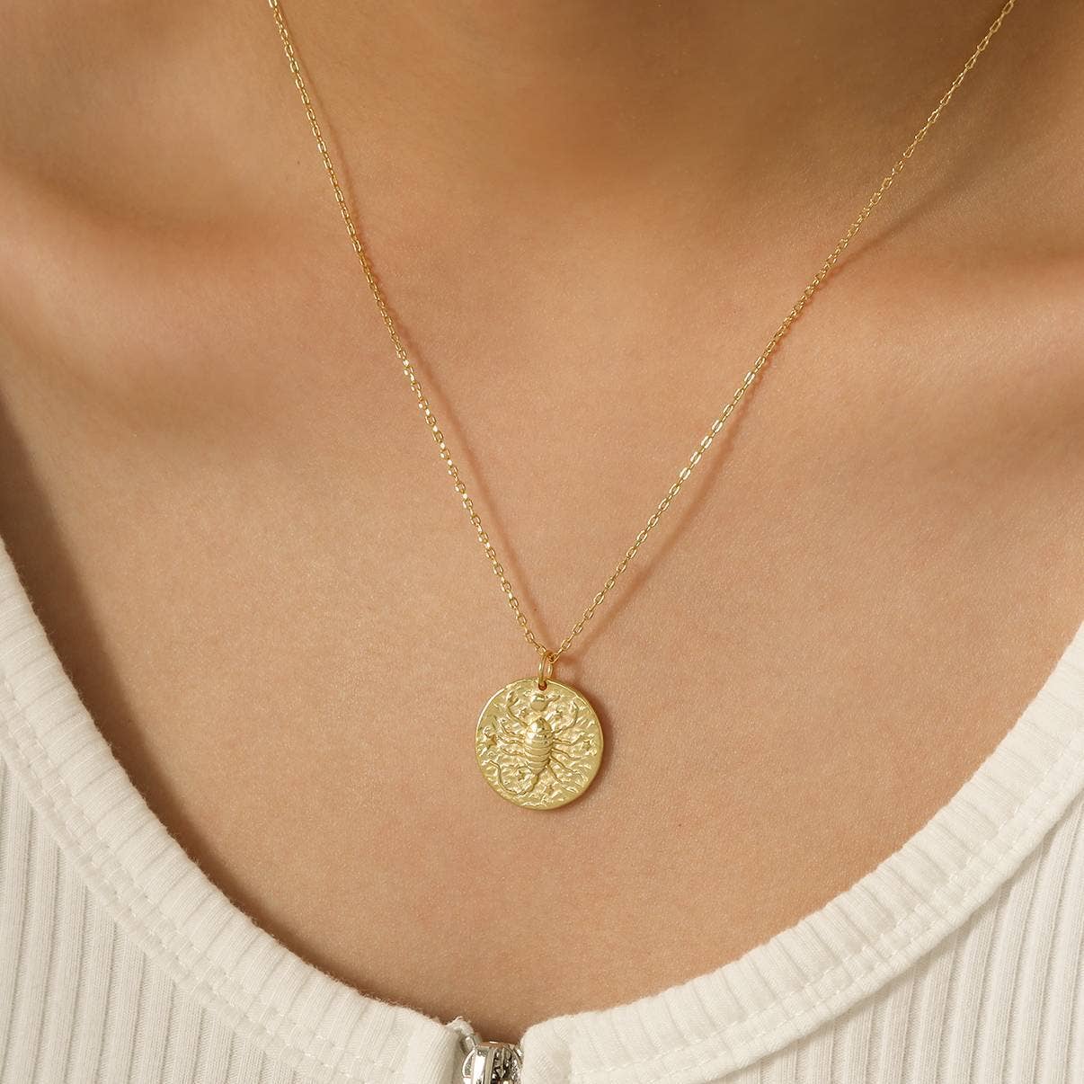 Love Local Jewelry - Vente Colliers à pendentif - Collier pendentif Scorpion en or 18 carats et argent 9254