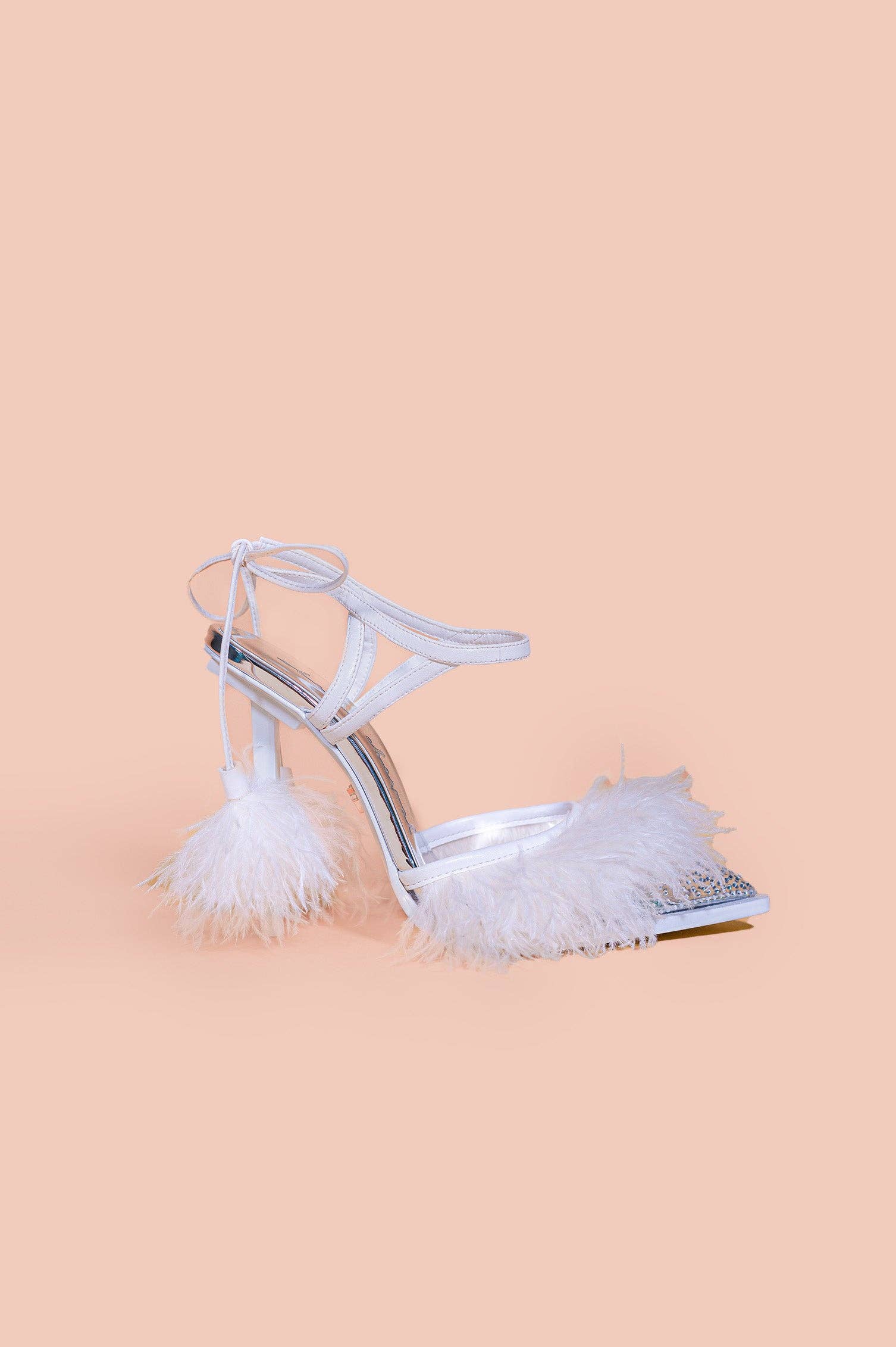 She is Cheval - Wholesale High Heels - Women's - Bibbidty Bobbidty0