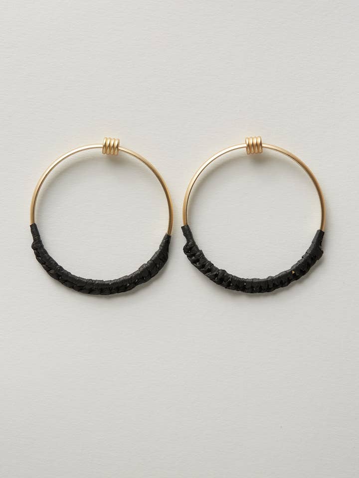 Boucle d'oreille The Grove pour la vente par This Is Alaya