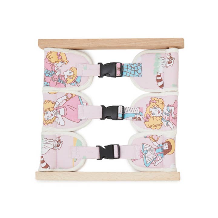 Observe édition - Wholesale Wood Toy - Kids - Upcycled Montessori Dressing Frames18