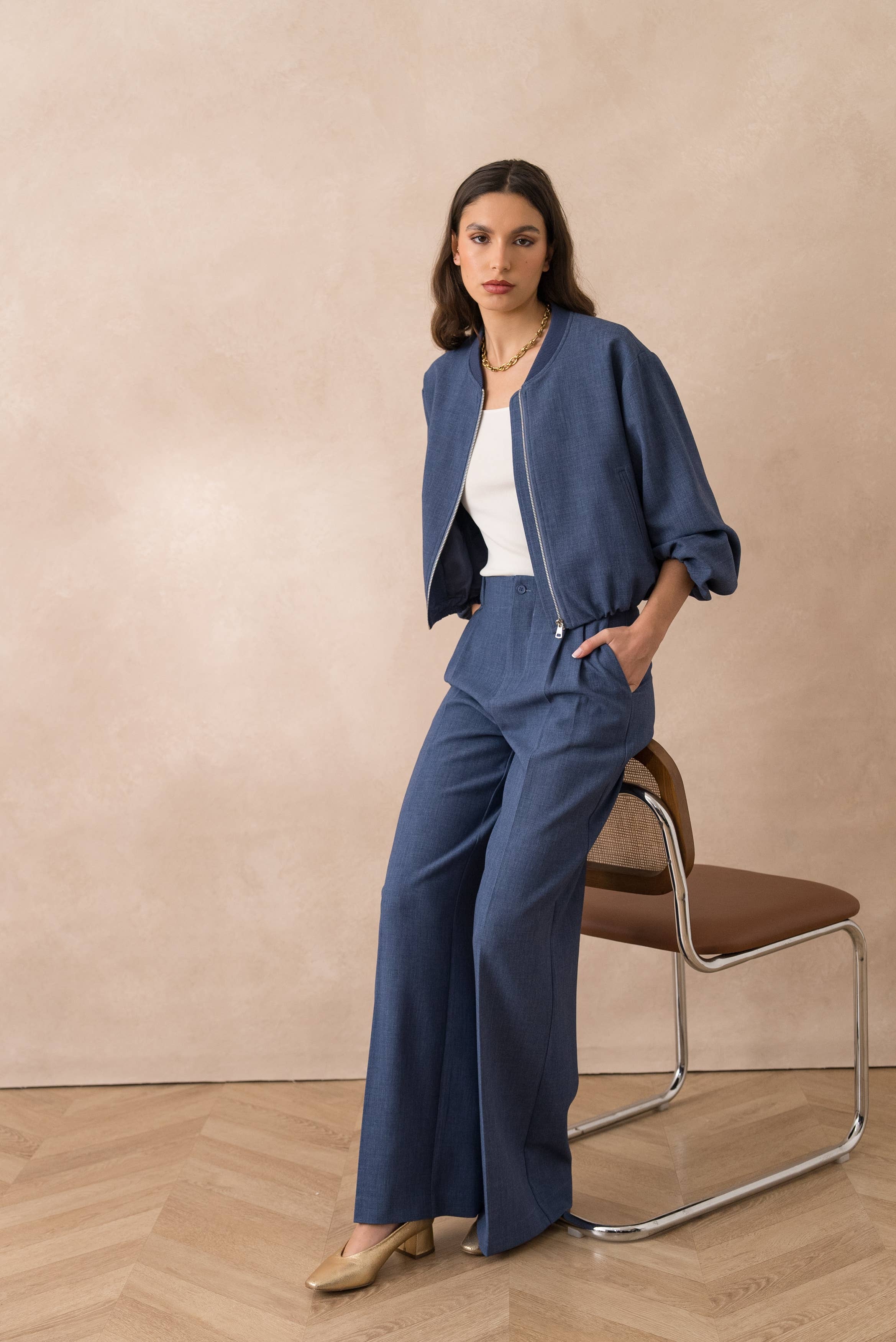 Attentif Paris - Wholesale Bomber Jacket - Women's - [Aura] Short bomber jacket with classic collar15