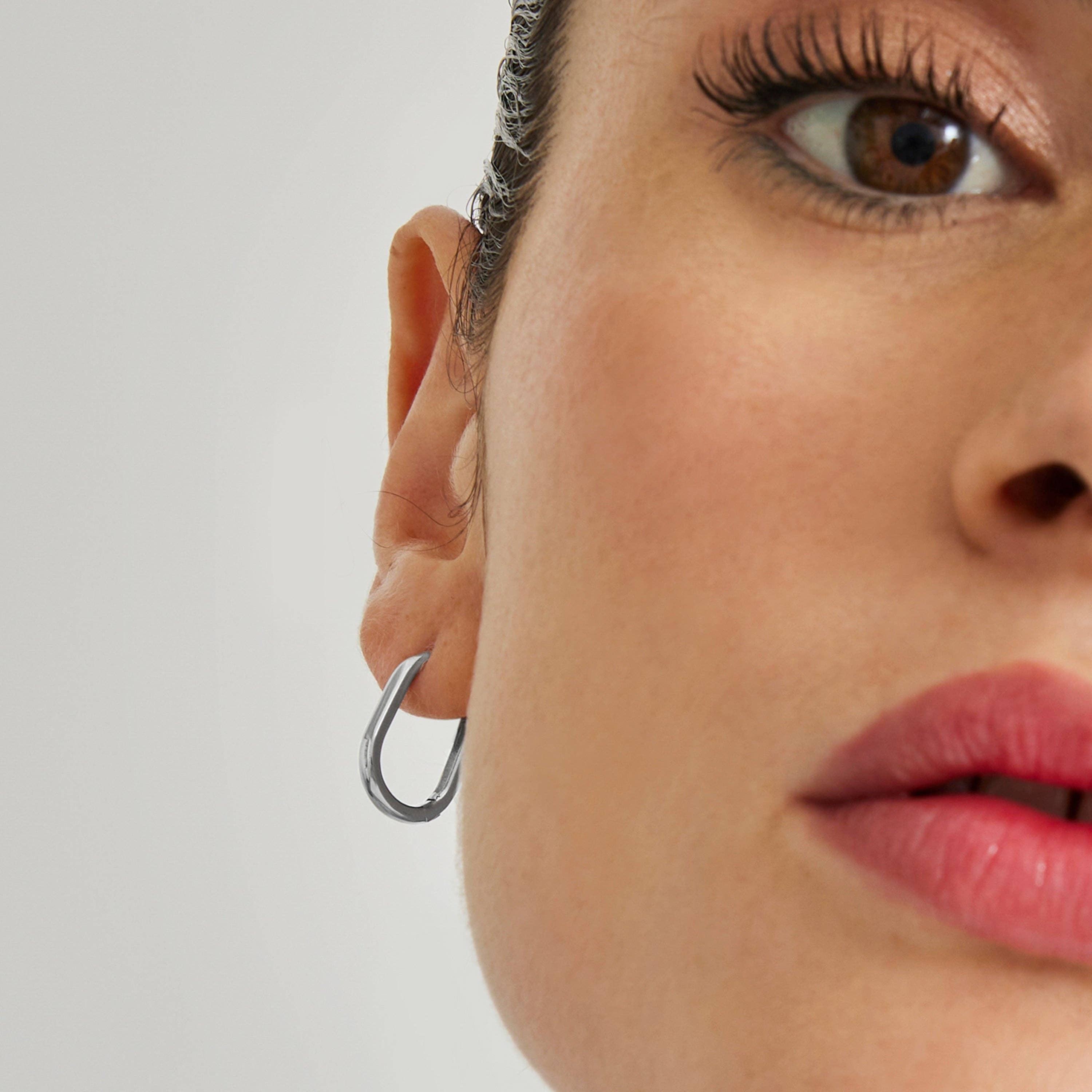 Luxenter - Wholesale Hoop Earrings - Pendientes acabados en rodio - Tosith3