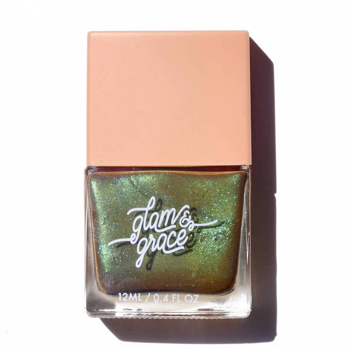 Smalto Atossico - Scena Grunge per la vendita all'ingrosso da parte di Glam & Grace