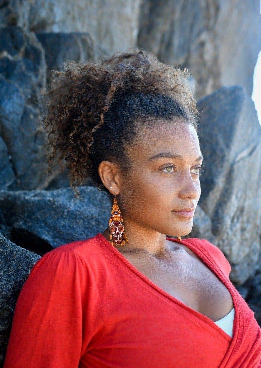 Mother Sierra - Vente Boucles d'oreilles pendantes - Boucles d'oreilles crâne perlées d'automne — Calaverita de Chocolate1