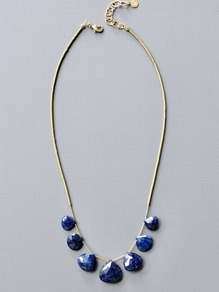 JLT818 marineblå dråbeformet halskæde for engroshandel hos David Aubrey Jewelry