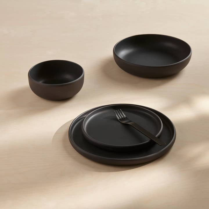 Aaron Probyn US - Wholesale Dinner Plate - COLOMBO dinner plate SET OF 2