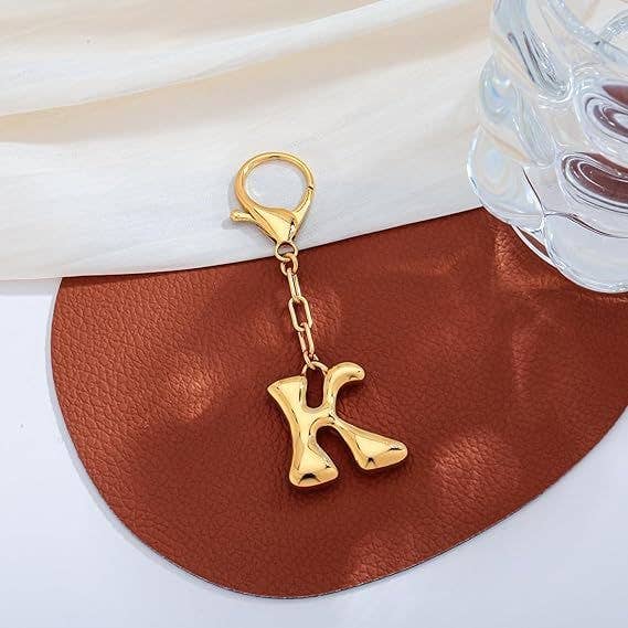 JOSSLYN by wall to wall - Wholesale Keychain - Women's - Bubble Letter Monogram Bag Charm Key Chain | 40KC1617