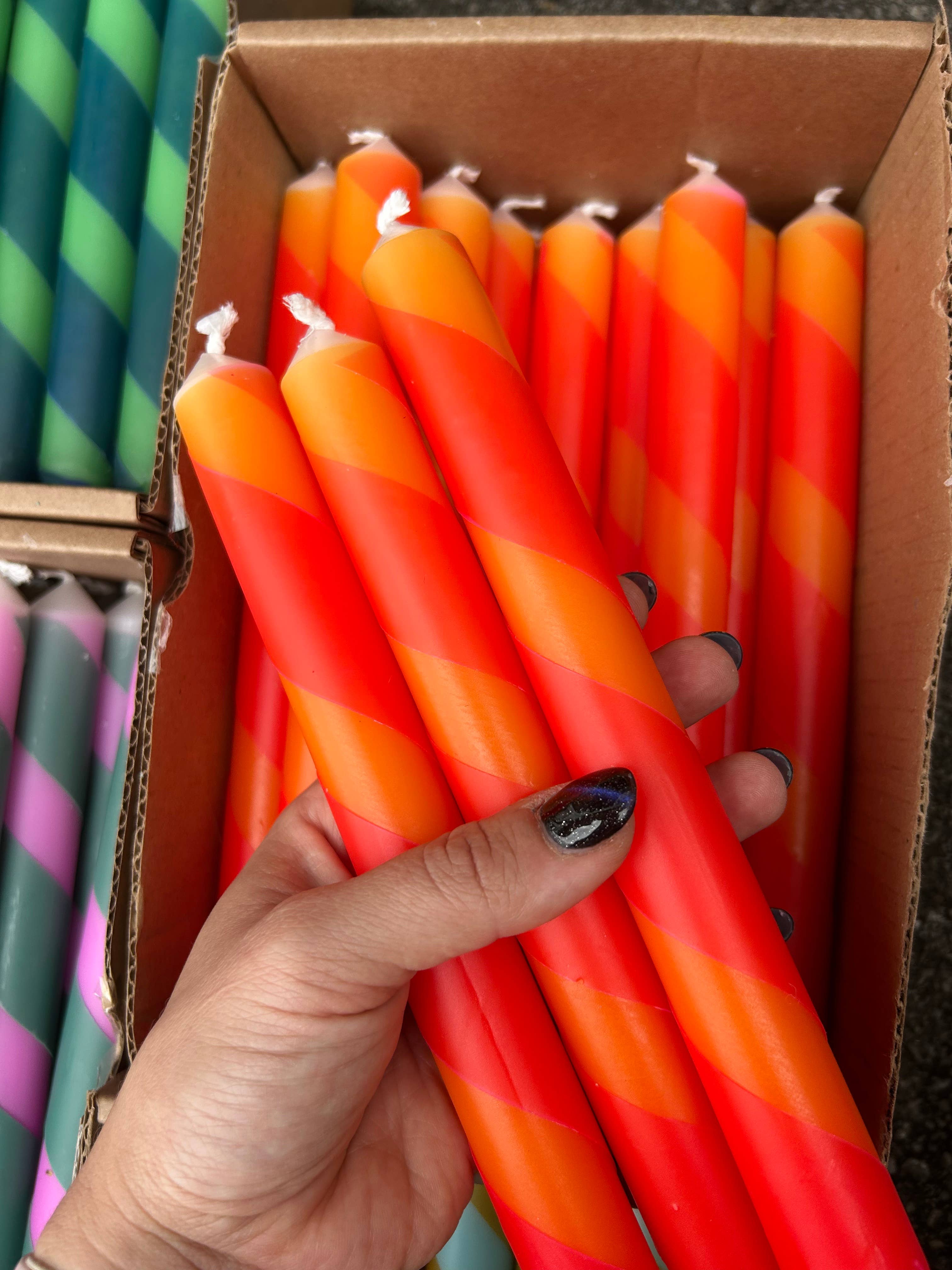 The Colour Emporium – wholesale Tapered candle/candlestick – Twisted stripe Candle individual 5