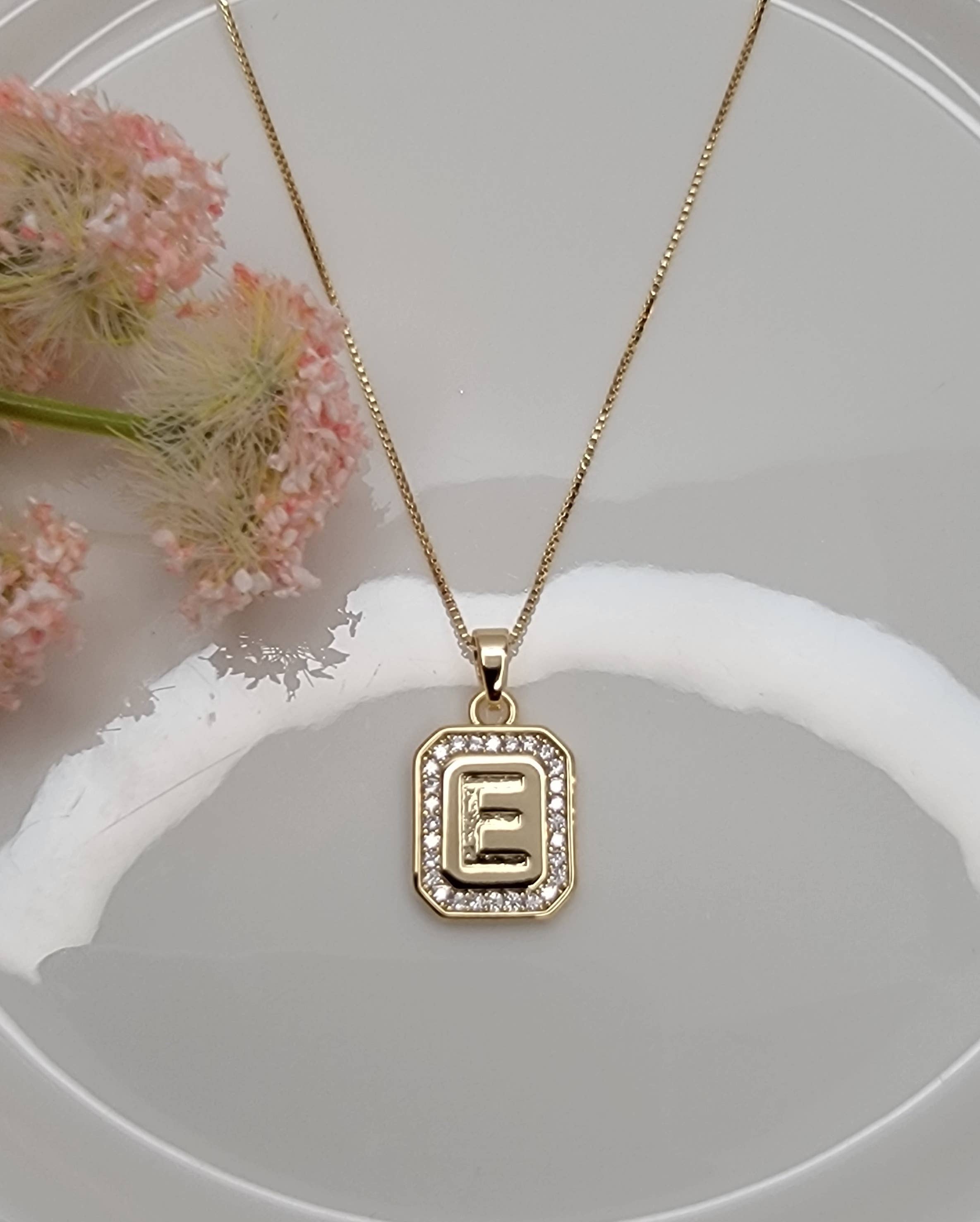 BETTYOH INC - Wholesale Halskettinghanger - INITIAAL HANGERTJE.4