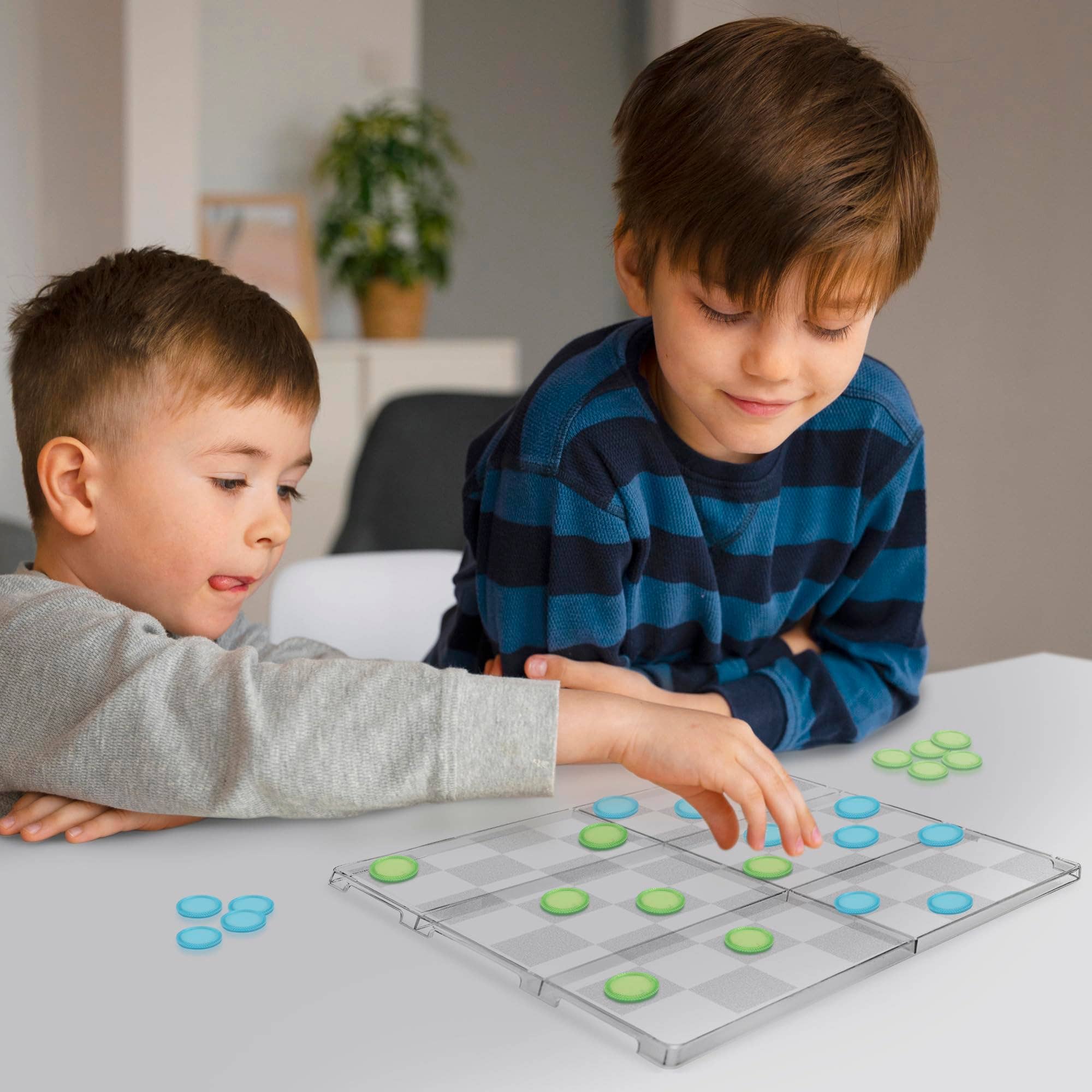 The Toy Group - Wholesale Board Game - Checkers Transparent Aesthetic Game Set6