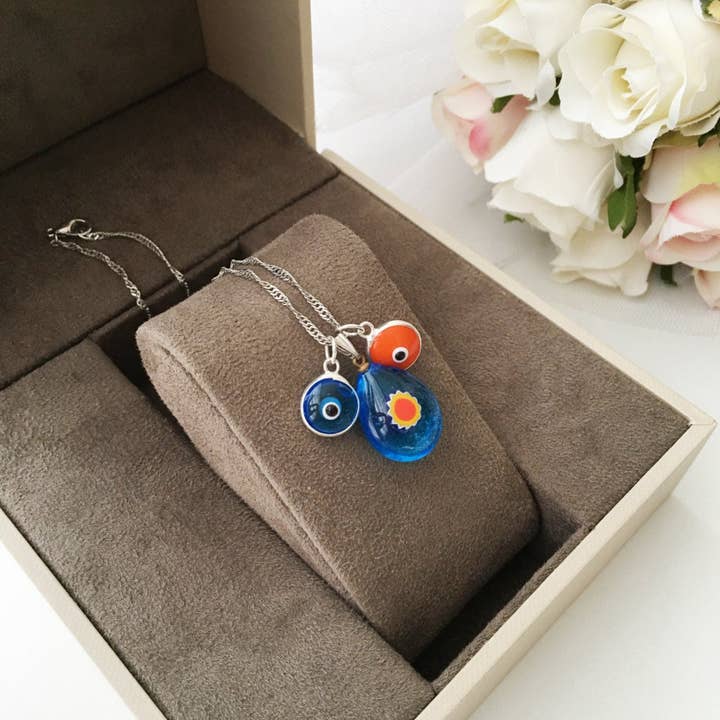 Murano Glass Evil Eye Necklace, Evil Eye Charm Necklace, Lamp Work Evil Eye Necklace for wholesale by Evileyefavor