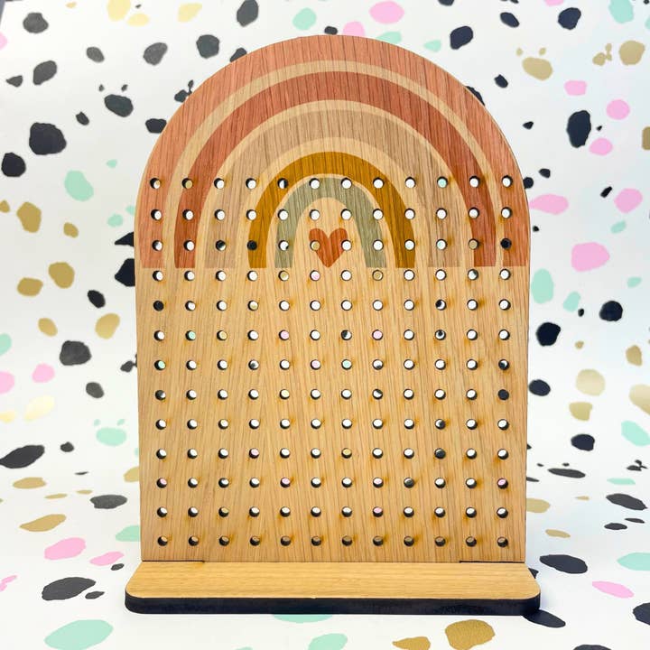 Lyserød Regnbue Øreringeholder for engroshandel hos Plastic Moon